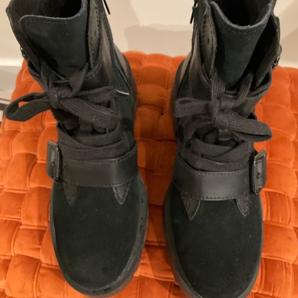 UGG Zorrah Black Waterproof Moto Biker Buckle Boots EU 38 — US 7 - Picture 1 of 7